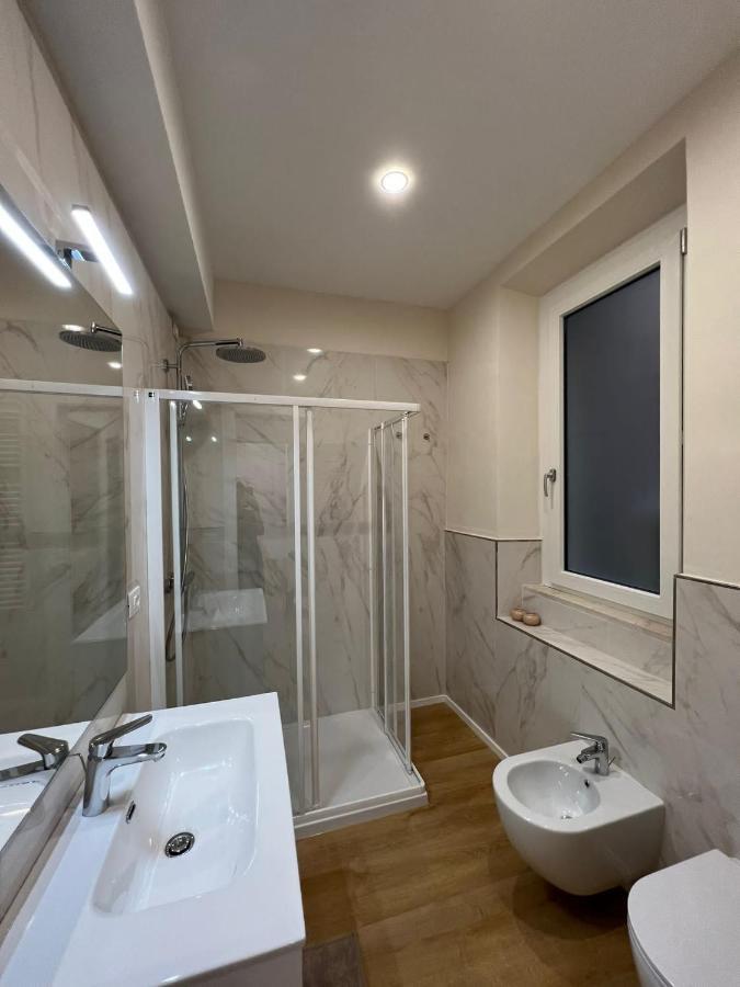 Blu Apartment เปสการา ภายนอก รูปภาพ